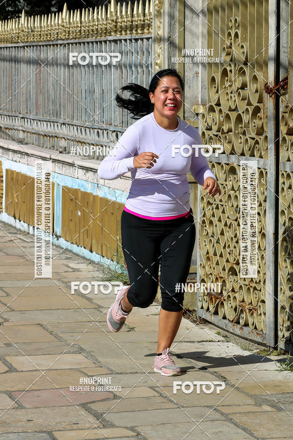 Buy your photos of the eventCorrida e Caminhada Outubro Rosa on Fotop