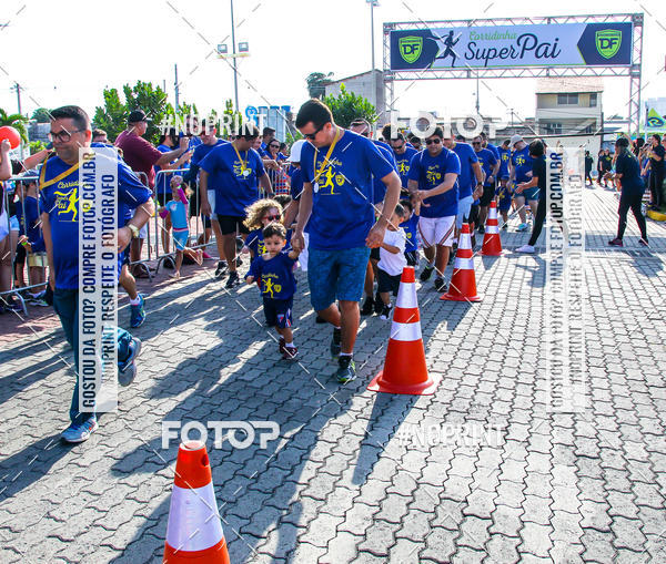 Buy your photos of the eventCORRIDINHA  COL�GIO DOM FELIPE on Fotop