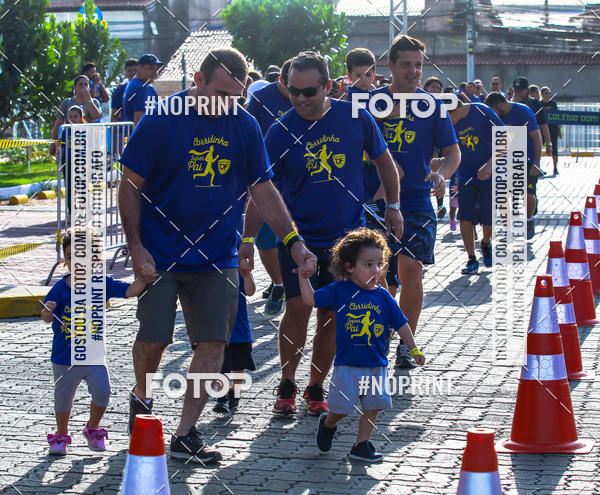 Buy your photos of the eventCORRIDINHA  COL�GIO DOM FELIPE on Fotop