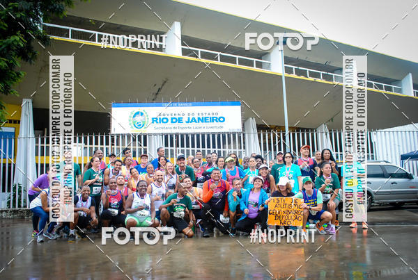 Buy your photos of the eventTreino no Maracan pelo Estdio on Fotop