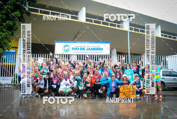 Buy your photos of the eventTreino no Maracan pelo Estdio on Fotop