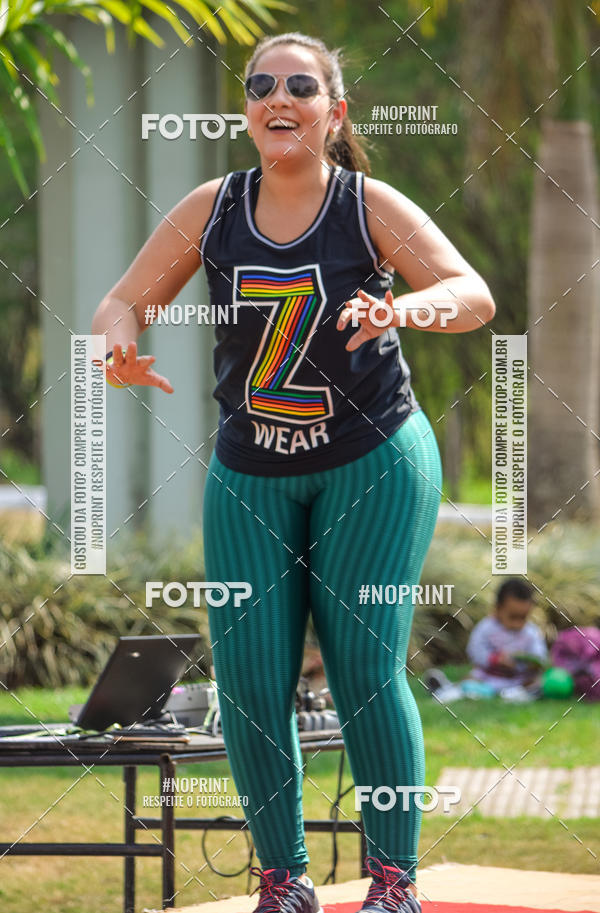 Buy your photos of the eventZumba  Rua de Lazer Volta redonda on Fotop