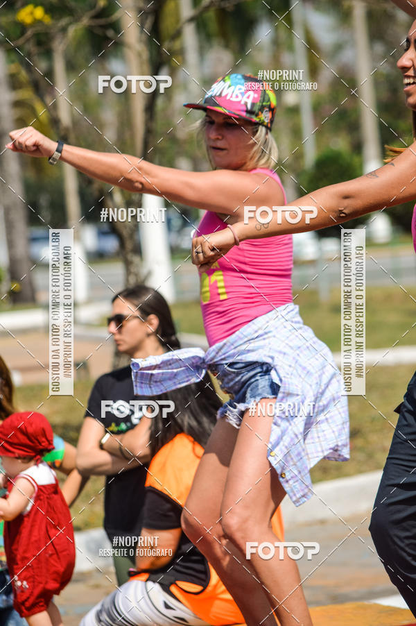 Buy your photos of the eventZumba  Rua de Lazer Volta redonda on Fotop