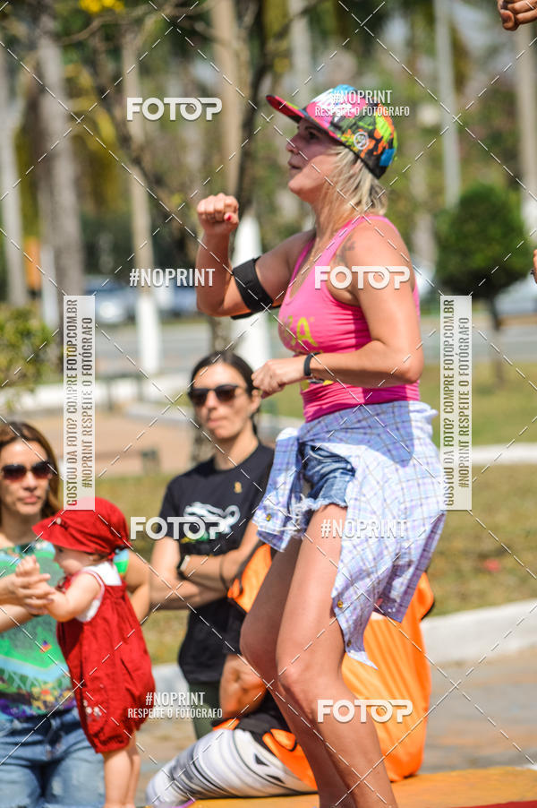 Buy your photos of the eventZumba  Rua de Lazer Volta redonda on Fotop