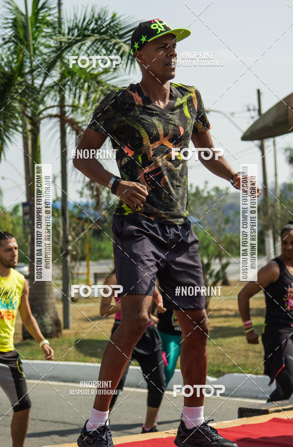 Buy your photos of the eventZumba  Rua de Lazer Volta redonda on Fotop