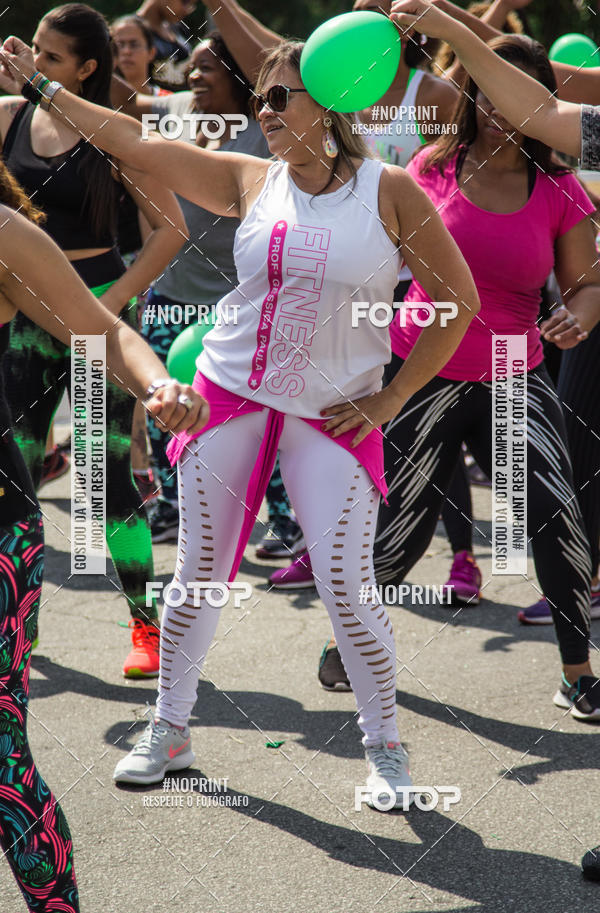 Buy your photos of the eventZumba  Rua de Lazer Volta redonda on Fotop