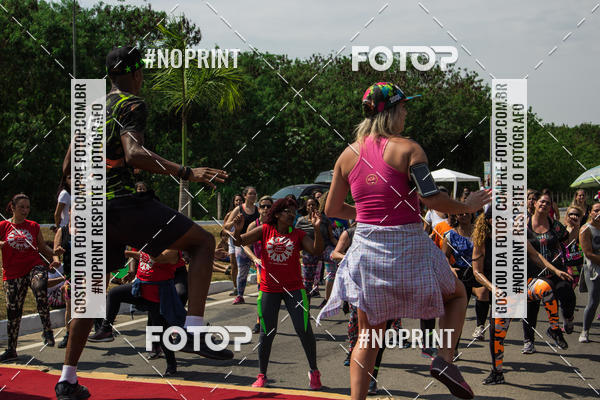 Buy your photos of the eventZumba  Rua de Lazer Volta redonda on Fotop