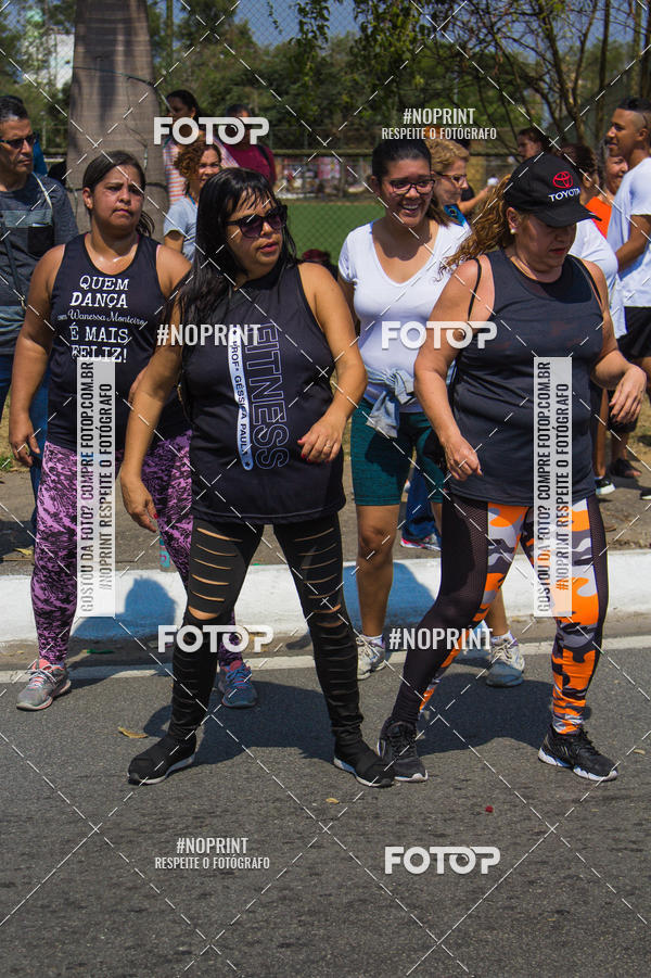 Buy your photos of the eventZumba  Rua de Lazer Volta redonda on Fotop