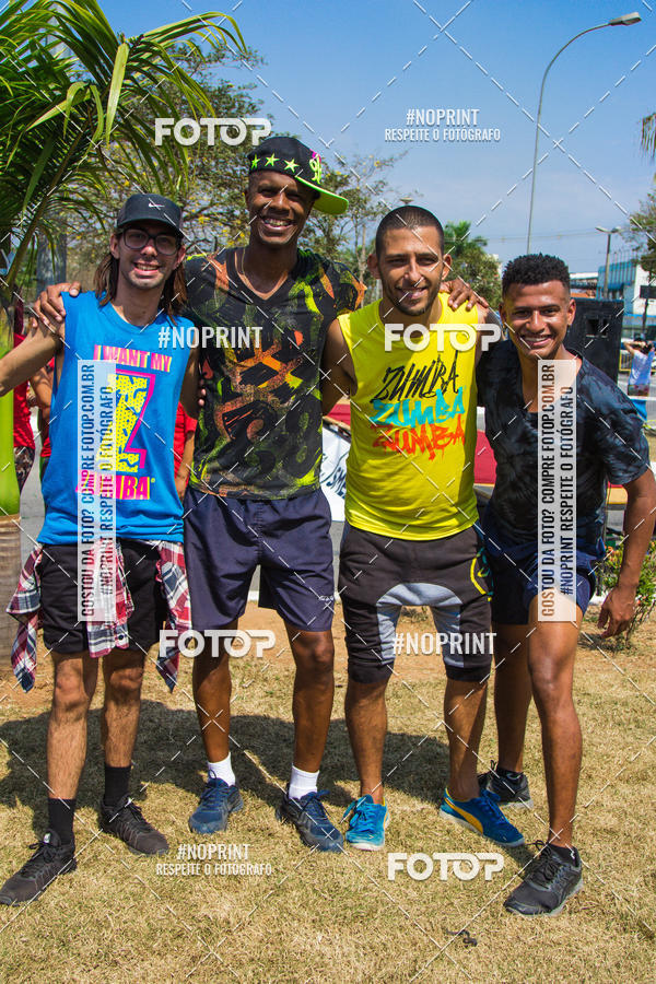 Buy your photos of the eventZumba  Rua de Lazer Volta redonda on Fotop