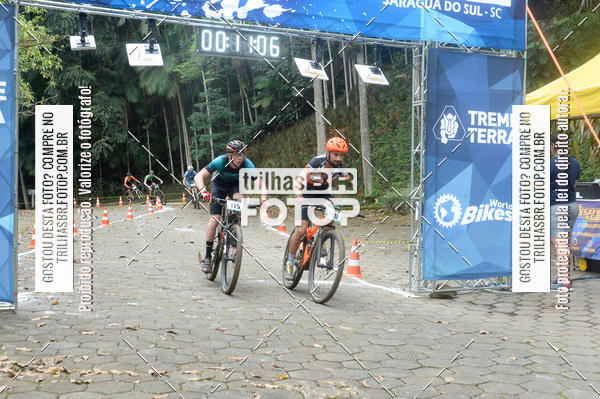 Buy your photos of the eventDesafio 6 horas MTB parque MALWEE on Fotop