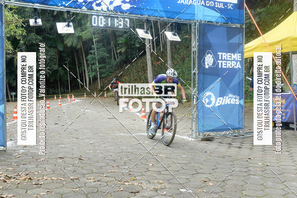 Buy your photos of the eventDesafio 6 horas MTB parque MALWEE on Fotop