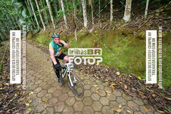 Buy your photos of the eventDesafio 6 horas MTB parque MALWEE on Fotop