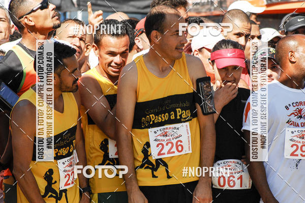 Buy your photos of the event8 Corrida guia de Fogo on Fotop
