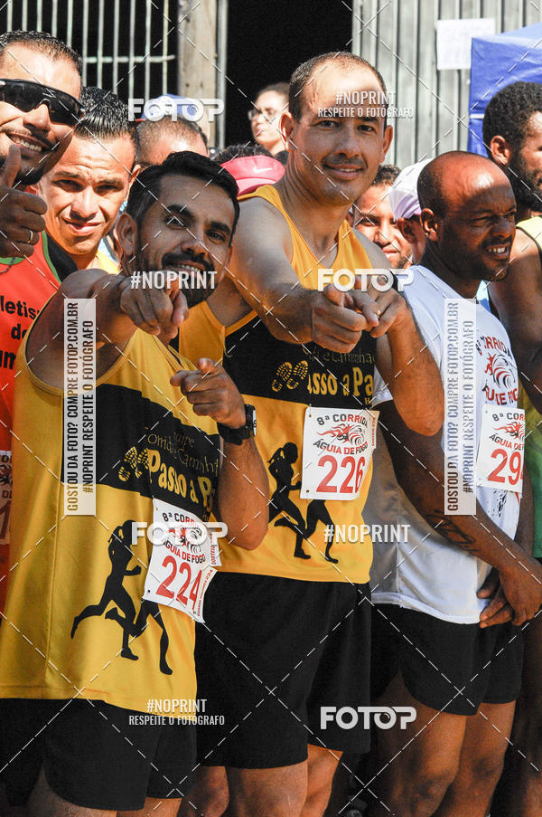 Buy your photos of the event8 Corrida guia de Fogo on Fotop