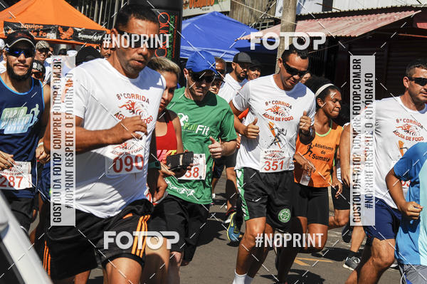 Buy your photos of the event8 Corrida guia de Fogo on Fotop