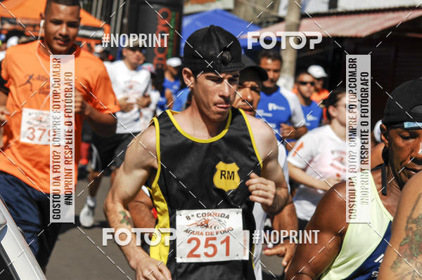 Buy your photos of the event8 Corrida guia de Fogo on Fotop