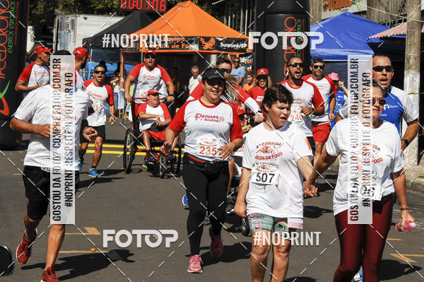 Buy your photos of the event8 Corrida guia de Fogo on Fotop