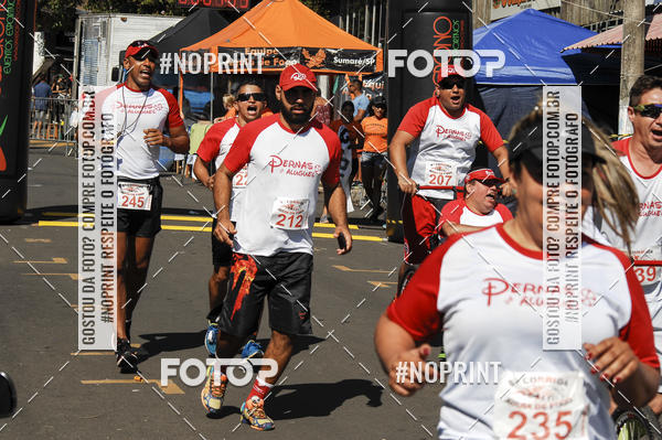 Buy your photos of the event8 Corrida guia de Fogo on Fotop