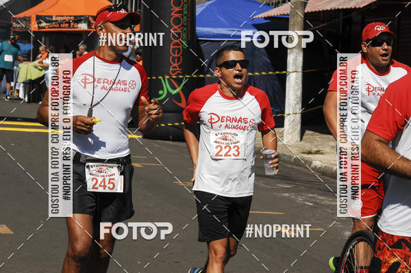 Buy your photos of the event8 Corrida guia de Fogo on Fotop