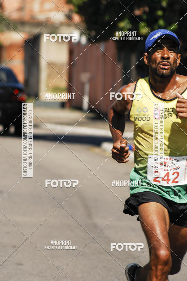Buy your photos of the event8 Corrida guia de Fogo on Fotop
