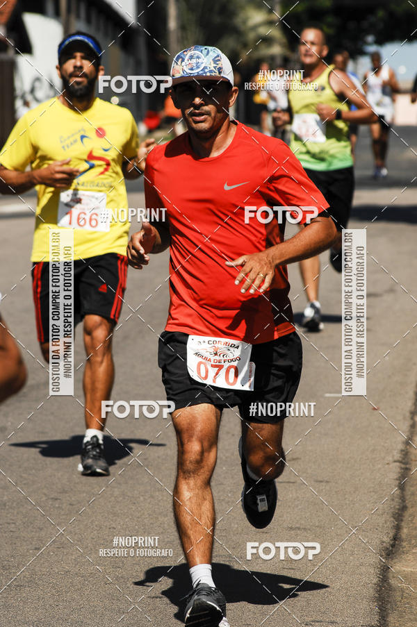 Buy your photos of the event8 Corrida guia de Fogo on Fotop
