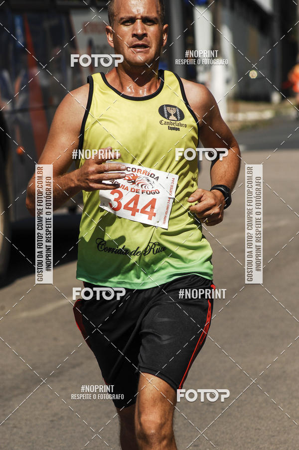 Buy your photos of the event8 Corrida guia de Fogo on Fotop