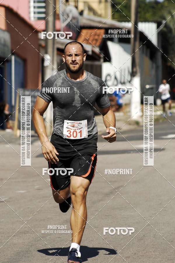 Buy your photos of the event8 Corrida guia de Fogo on Fotop