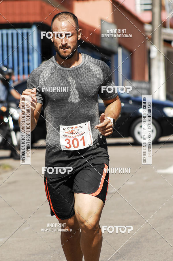 Buy your photos of the event8 Corrida guia de Fogo on Fotop