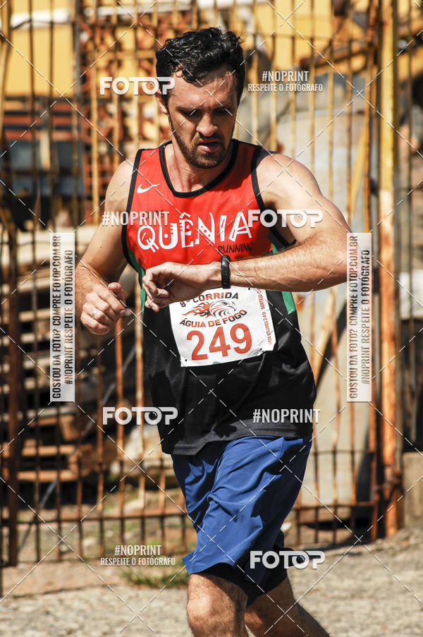 Buy your photos of the event8 Corrida guia de Fogo on Fotop
