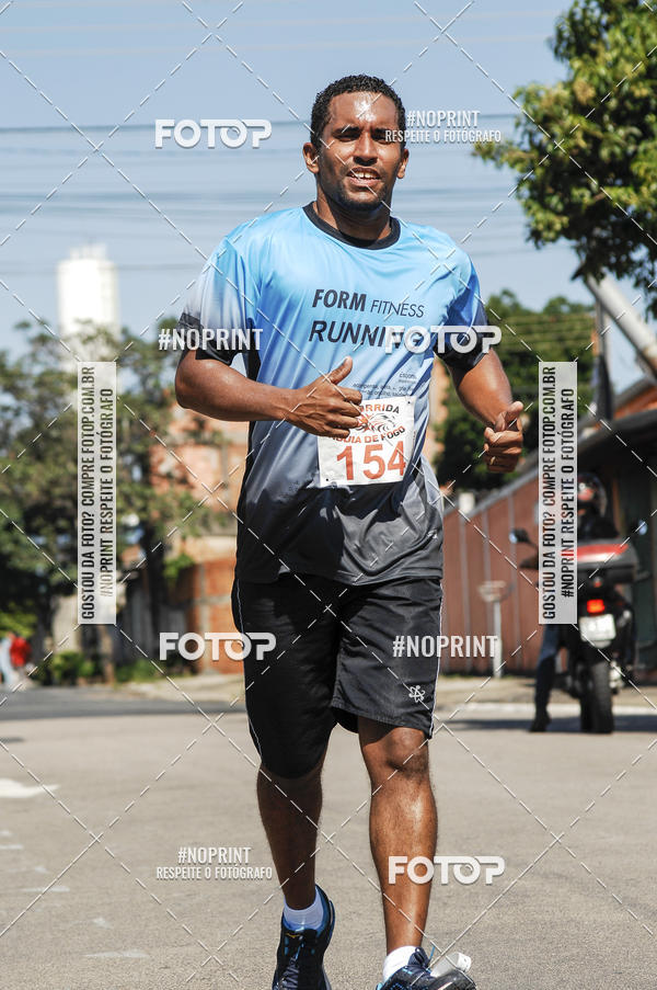 Buy your photos of the event8 Corrida guia de Fogo on Fotop