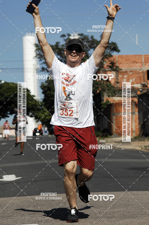 Buy your photos of the event8 Corrida guia de Fogo on Fotop