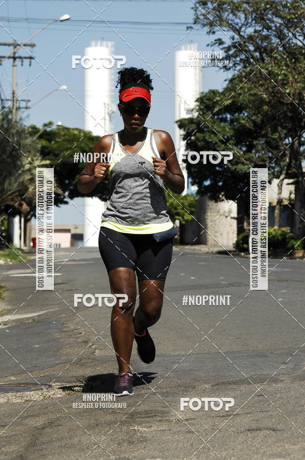 Buy your photos of the event8 Corrida guia de Fogo on Fotop