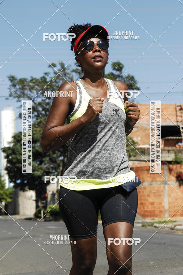 Buy your photos of the event8 Corrida guia de Fogo on Fotop