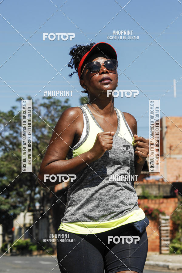 Buy your photos of the event8 Corrida guia de Fogo on Fotop