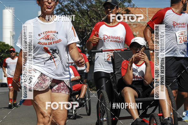 Buy your photos of the event8 Corrida guia de Fogo on Fotop