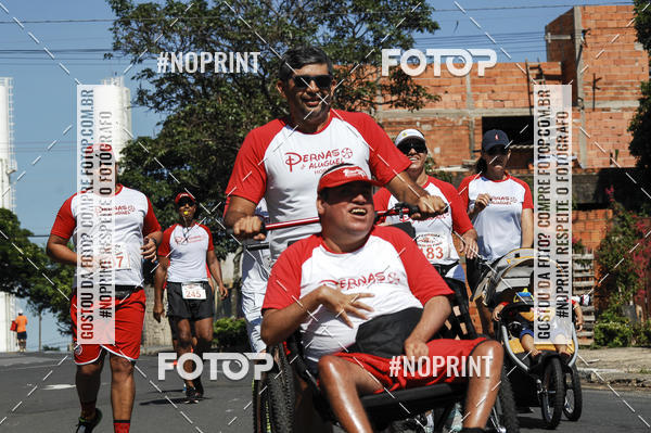 Buy your photos of the event8 Corrida guia de Fogo on Fotop
