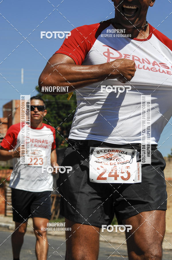 Buy your photos of the event8 Corrida guia de Fogo on Fotop