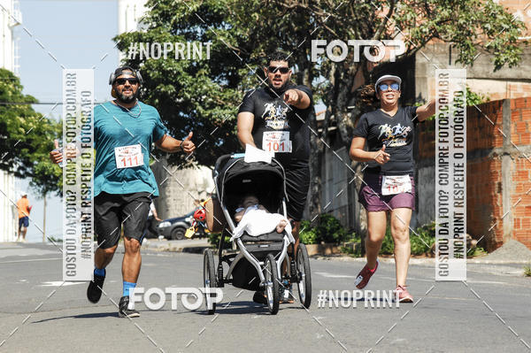 Buy your photos of the event8 Corrida guia de Fogo on Fotop