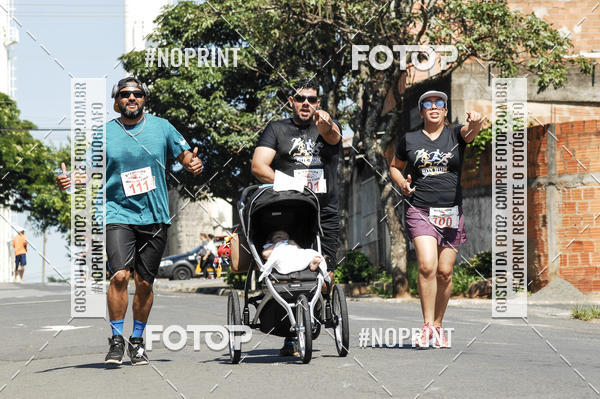 Buy your photos of the event8 Corrida guia de Fogo on Fotop
