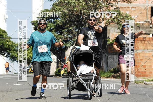 Buy your photos of the event8 Corrida guia de Fogo on Fotop