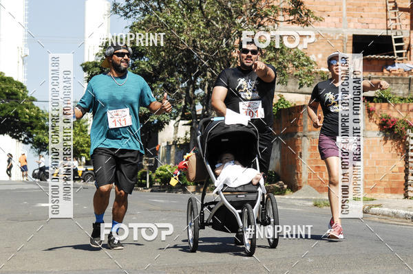 Buy your photos of the event8 Corrida guia de Fogo on Fotop
