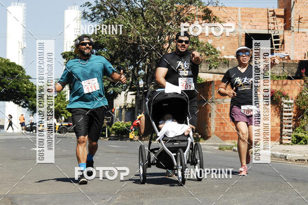 Buy your photos of the event8 Corrida guia de Fogo on Fotop