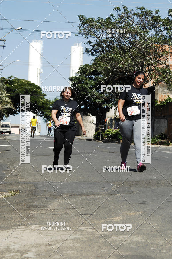 Buy your photos of the event8 Corrida guia de Fogo on Fotop