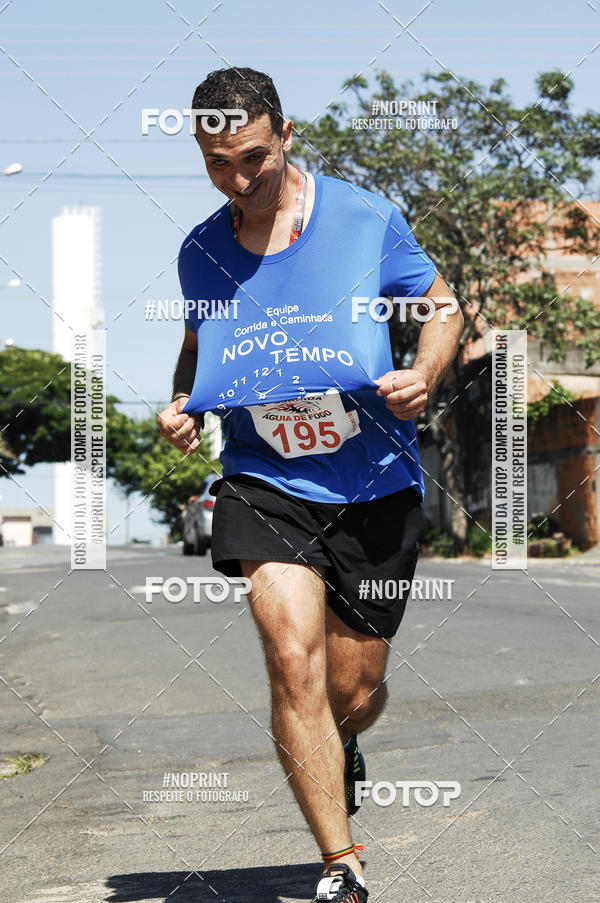 Buy your photos of the event8 Corrida guia de Fogo on Fotop
