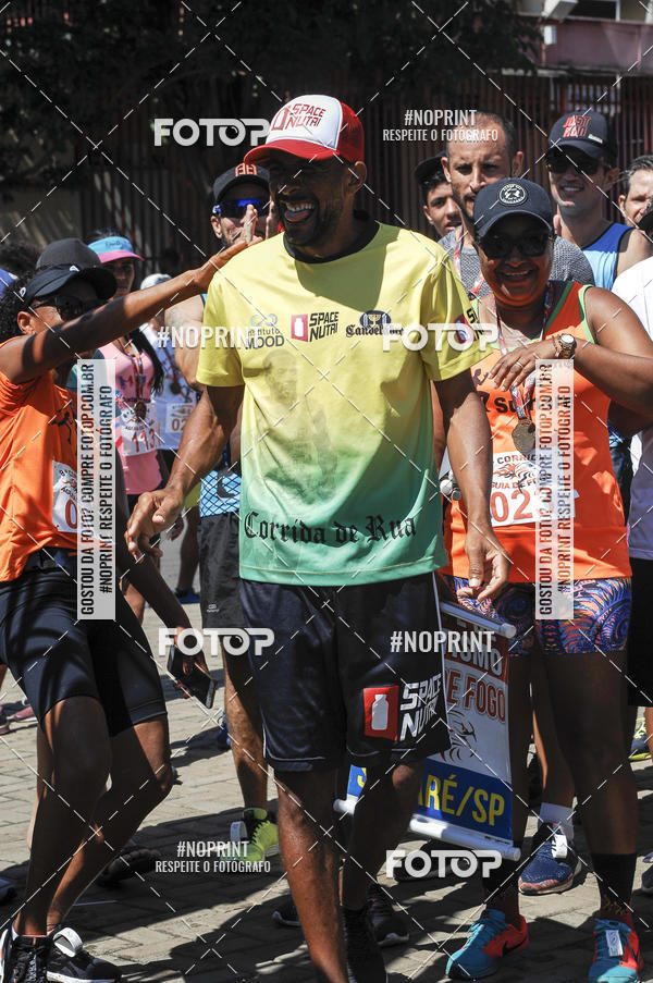 Buy your photos of the event8 Corrida guia de Fogo on Fotop
