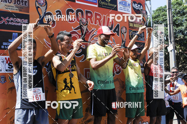 Buy your photos of the event8 Corrida guia de Fogo on Fotop