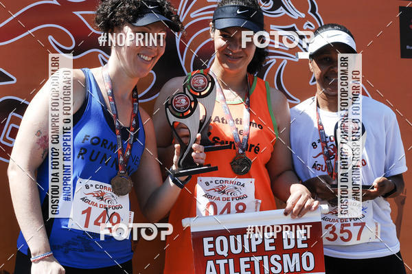 Buy your photos of the event8 Corrida guia de Fogo on Fotop