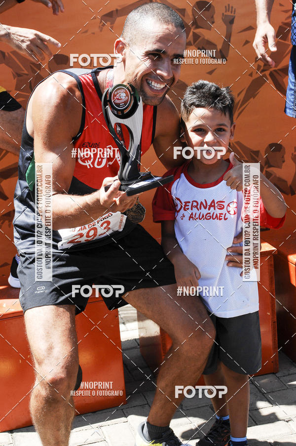 Buy your photos of the event8 Corrida guia de Fogo on Fotop