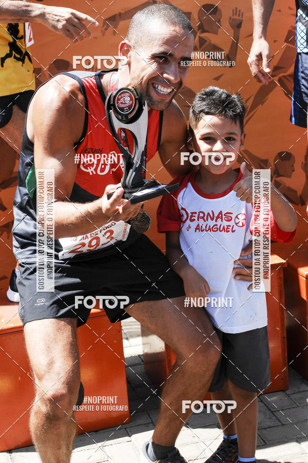 Buy your photos of the event8 Corrida guia de Fogo on Fotop