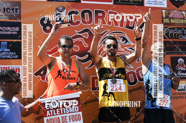 Buy your photos of the event8 Corrida guia de Fogo on Fotop